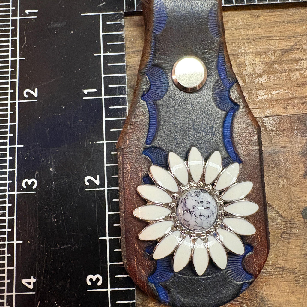 Daisy Keychain: Handmade Leather White Flower Key Fob