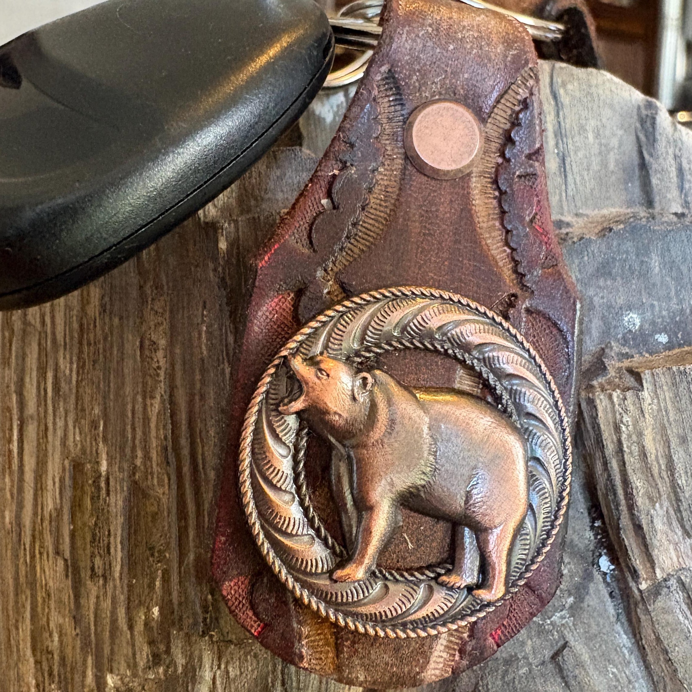 Leather Bear Keychain, Grizzley bear Keychain, Handmade Leather key ring, Bear, Grizzley, Western Style Brown Burgundy