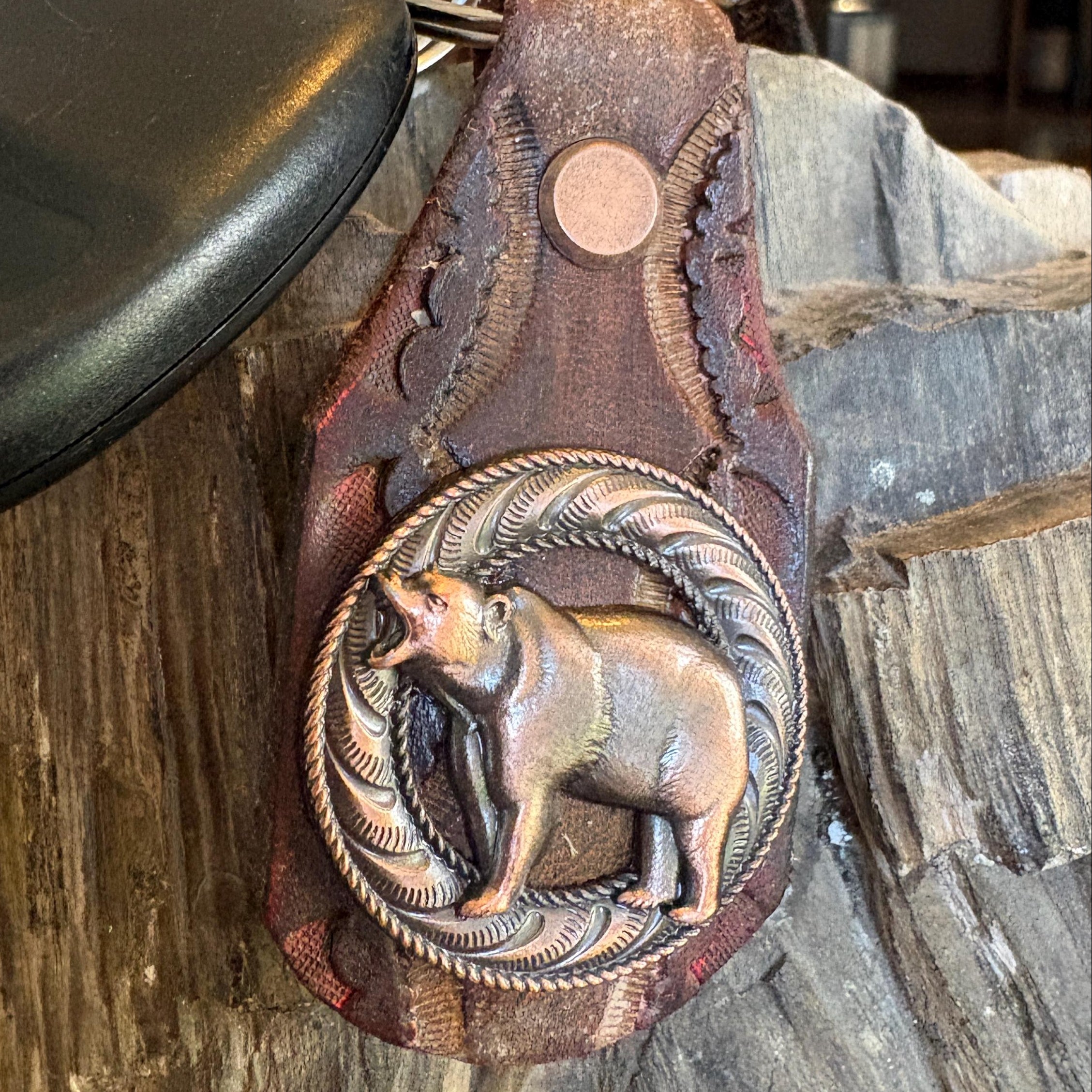 Leather Bear Keychain, Grizzley bear Keychain, Handmade Leather key ring, Bear, Grizzley, Western Style Brown Burgundy
