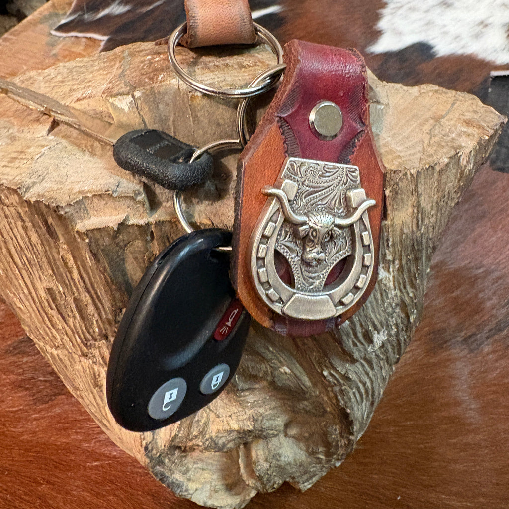 Longhorn Keychain: Handmade Texas Longhorn Horseshow Leather Key Fob
