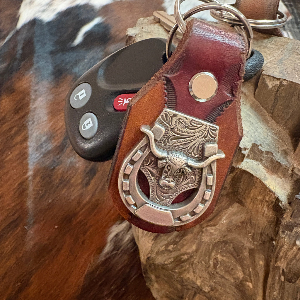 Longhorn Keychain: Handmade Texas Longhorn Horseshow Leather Key Fob