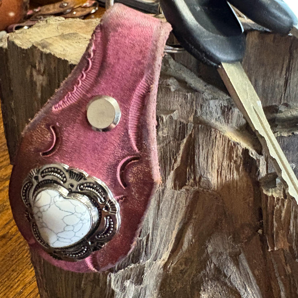 Heart keychain: White Turquoise Handmade Leather Keychain