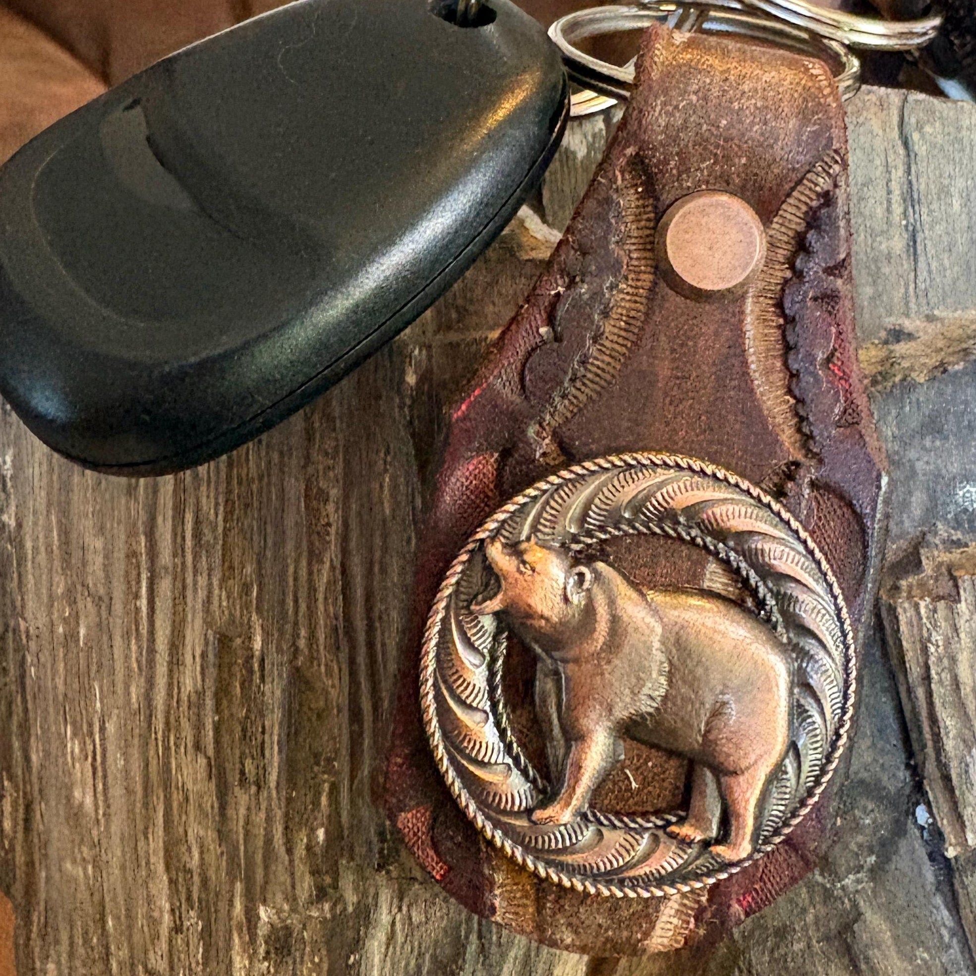 Leather Bear Keychain, Grizzley bear Keychain, Handmade Leather key ring, Bear, Grizzley, Western Style Brown Burgundy