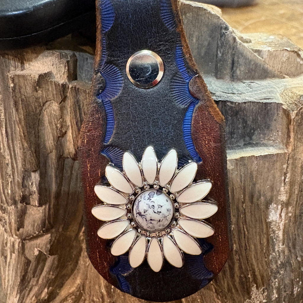 Daisy Keychain: Handmade Leather White Flower Key Fob